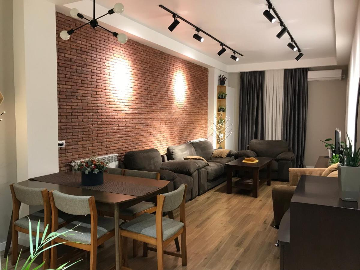 A New Apartment In The King District Кутаиси Екстериор снимка