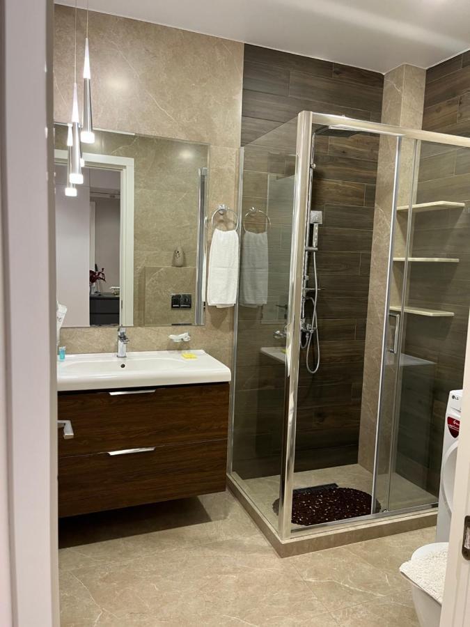 A New Apartment In The King District Кутаиси Екстериор снимка
