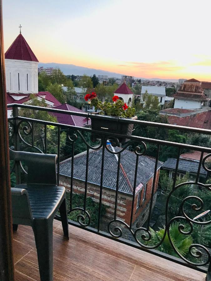 A New Apartment In The King District Кутаиси Екстериор снимка